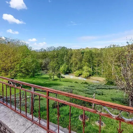 Awesome Home In Prayssas Prayssas (Aquitaine)