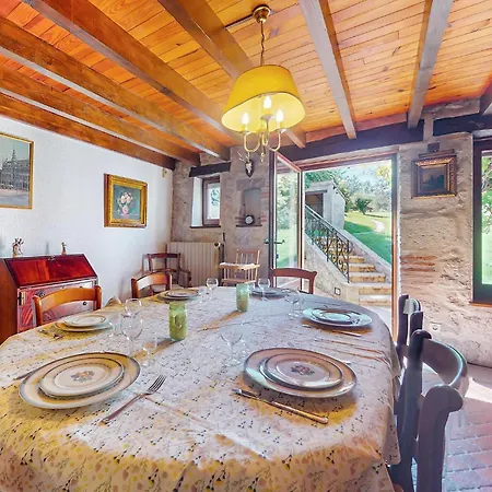Ferienhaus Stunning In With Kitchen *
