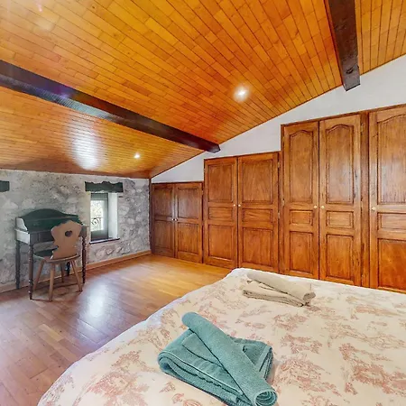Awesome Home In Prayssas Tatil Evi