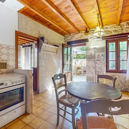 Awesome Home In Prayssas Tatil Evi Prayssas (Aquitaine)