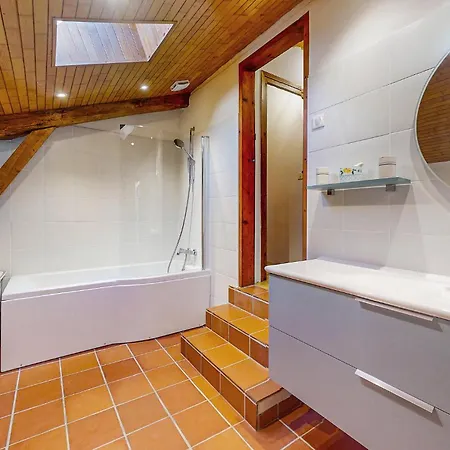 Stunning In With Kitchen * Prayssas (Aquitaine)